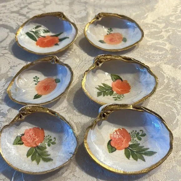 6 Clam Shell Ring Earrings trinket holder with pink flower and painted gold trim